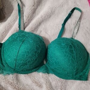 VS 38c Green bra